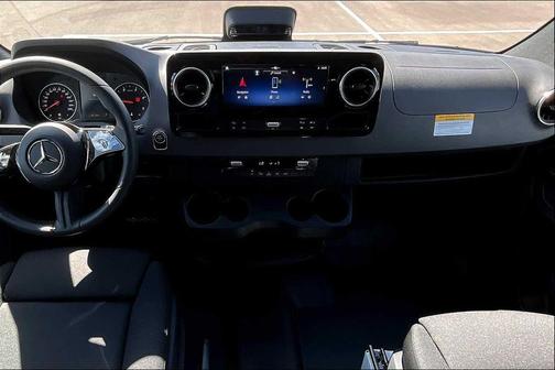 2025 Mercedes-Benz Sprinter 2500 Standard Roof