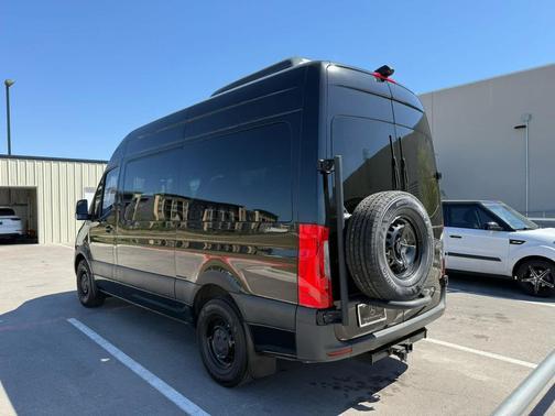2021 Mercedes-Benz Sprinter 2500 Standard Roof