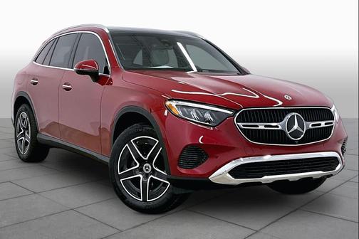 MANUFAKTUR Patagonia Red Metallic 2026 Mercedes-Benz GLC 300 Base