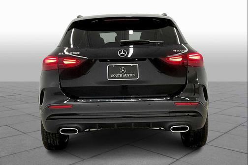 2025 Mercedes-Benz GLA 250 4MATIC