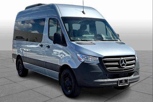2025 Mercedes-Benz Sprinter 2500 Standard Roof