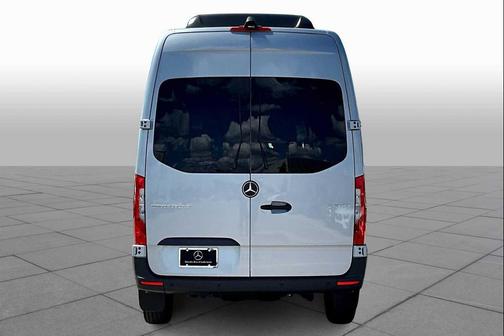 2025 Mercedes-Benz Sprinter 2500 Standard Roof