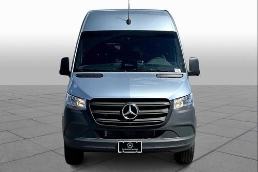 2025 Mercedes-Benz Sprinter 2500 Standard Roof