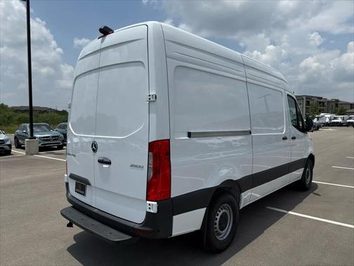 2025 Mercedes-Benz Sprinter 2500 Standard Roof
