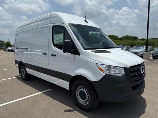 2025 Mercedes-Benz Sprinter 2500 Standard Roof