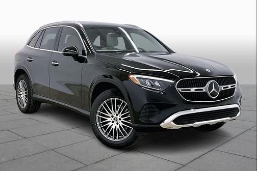 040/Black 2026 Mercedes-Benz GLC 300 Base