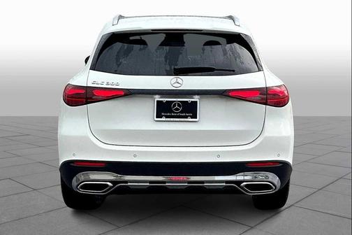 2026 Mercedes-Benz GLC 300 Base