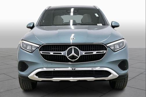 Verde Silver Metallic 2026 Mercedes-Benz GLC 300 Base