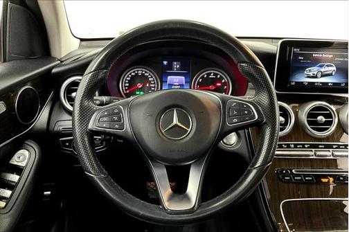 2016 Mercedes-Benz GLC 300 Base