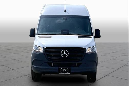Arctic White 2026 Mercedes-Benz Sprinter 2500 High Roof