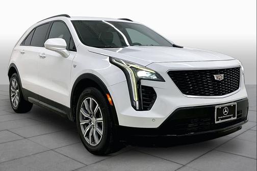 Crystal White Tricoat 2019 Cadillac XT4 Sport