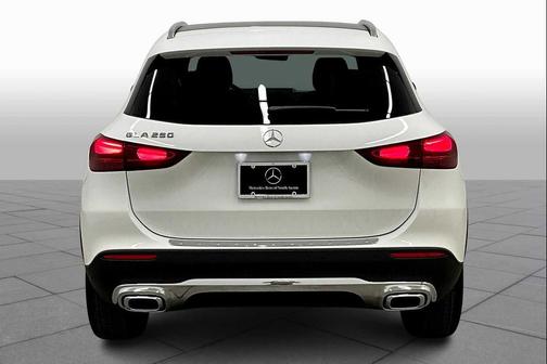 2026 Mercedes-Benz GLA 250 4MATIC