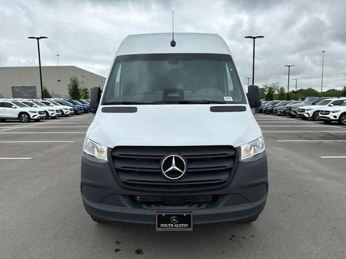 2025 Mercedes-Benz Sprinter 2500 Standard Roof