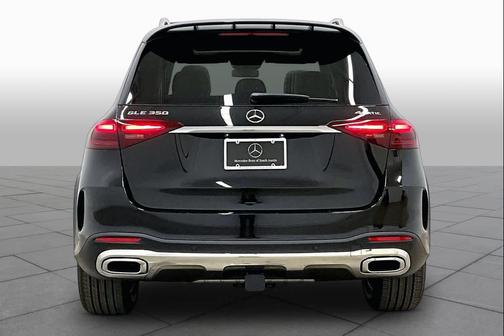 Obsidian Black Metallic 2026 Mercedes-Benz GLE 350 4MATIC