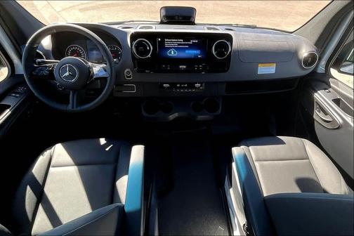 2026 Mercedes-Benz Sprinter 2500 Standard Roof