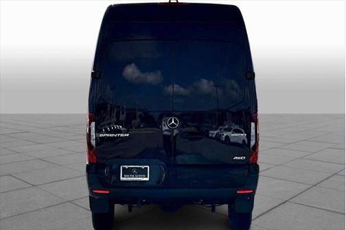 2025 Mercedes-Benz Sprinter 2500 Standard Roof