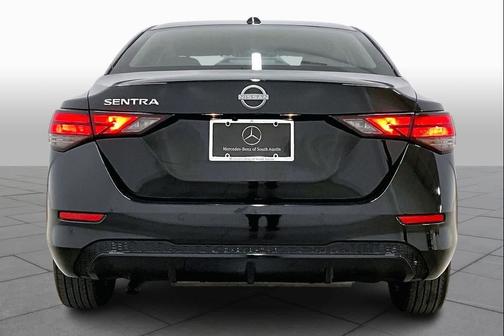 Super Black 2025 Nissan Sentra SV