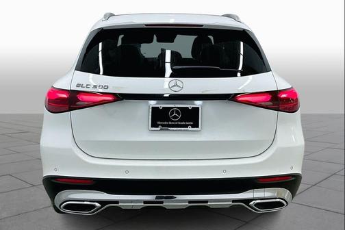 2026 Mercedes-Benz GLC 300 Base