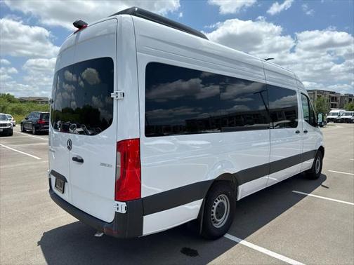 2025 Mercedes-Benz Sprinter 2500 High Roof
