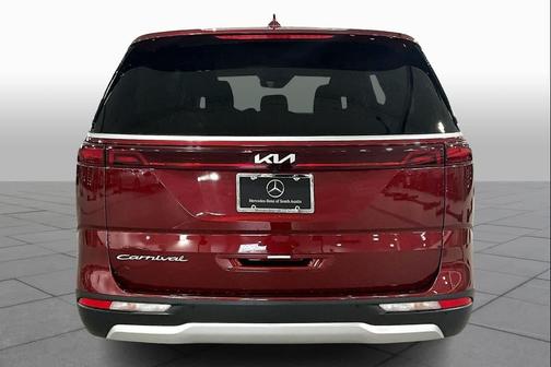 2022 Kia Carnival EX