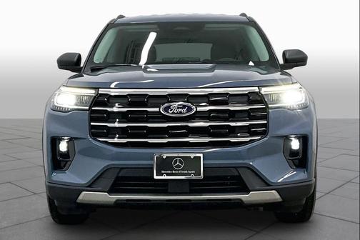 Vapor Blue Metallic 2025 Ford Explorer Active