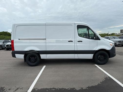 2025 Mercedes-Benz Sprinter 2500 Standard Roof