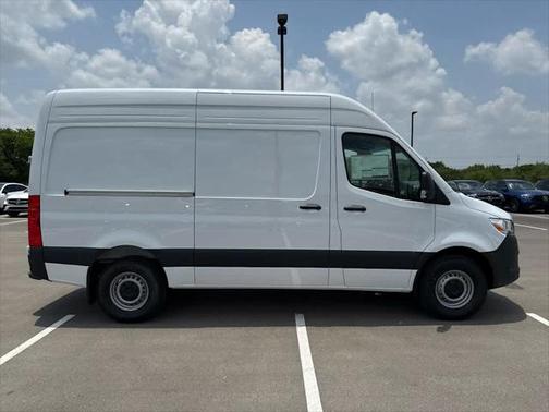 2025 Mercedes-Benz Sprinter 2500 Standard Roof