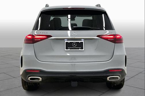 MANUFAKTUR Alpine Grey 2026 Mercedes-Benz GLE 580 4MATIC