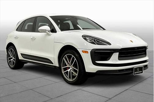 2022 Porsche Macan Base