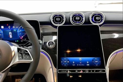 Polar White 2026 Mercedes-Benz GLC 300 Base