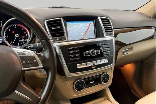 Diamond White Metallic 2013 Mercedes-Benz M-Class 4MATIC