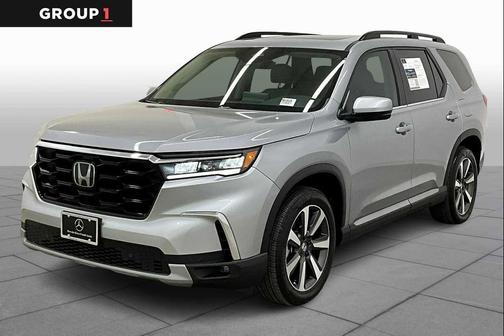 2025 Honda Pilot Touring 8-Passenger