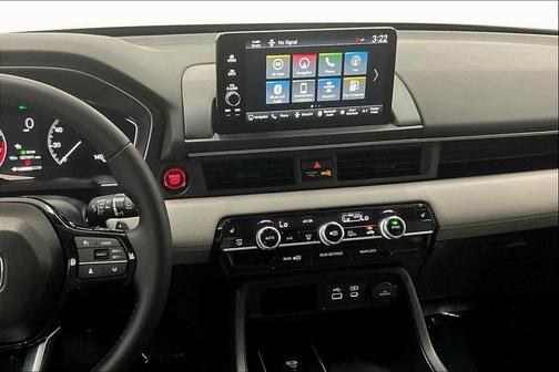 2025 Honda Pilot Touring 8-Passenger