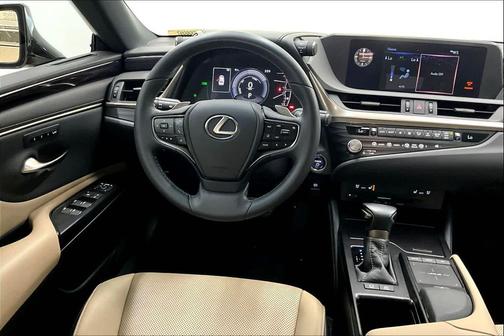 2021 Lexus ES 300h Base