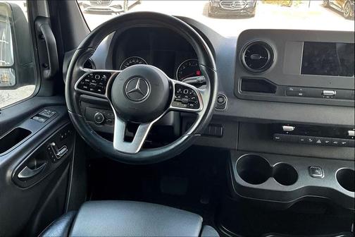 2020 Mercedes-Benz Sprinter 2500 Standard Roof