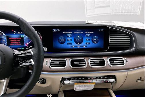 2026 Mercedes-Benz GLS 450 4MATIC