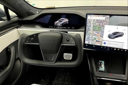 2022 Tesla Model S Plaid