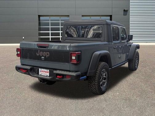 Anvil 2026 Jeep Gladiator Shadow Ops 4x4