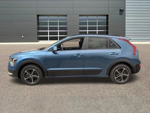 2025 Kia Niro EX