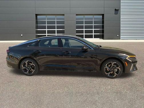 Aurora Black Pearl 2026 Kia K5 GT-Line AWD