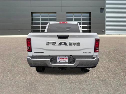 2025 RAM 2500 Big Horn Crew Cab 4x4 6'4' Box