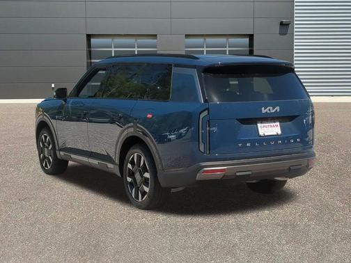 Midnight Lake Blue 2027 Kia Telluride S