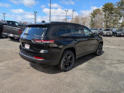 2025 Jeep Grand Cherokee L Altitude