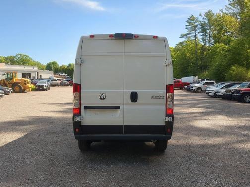Bright White Clearcoat 2026 RAM ProMaster 2500 Tradesman
