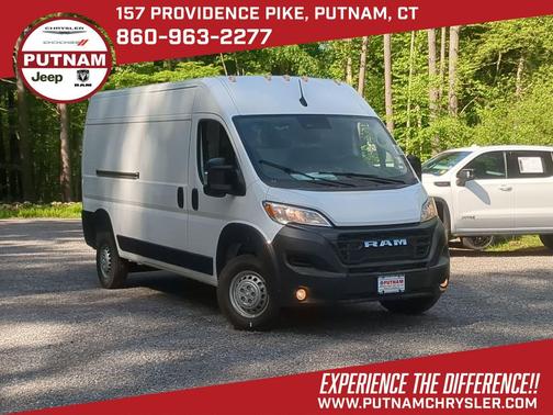 Bright White Clearcoat 2026 RAM ProMaster 2500 Tradesman