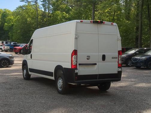 Bright White Clearcoat 2026 RAM ProMaster 2500 Tradesman