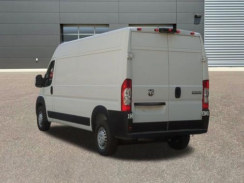 Bright White Clearcoat 2026 RAM ProMaster 2500 Tradesman