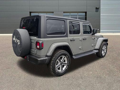 2023 Jeep Wrangler 4-Door Sahara 4x4