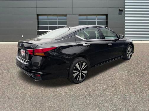 2020 Nissan Altima 2.5 SV