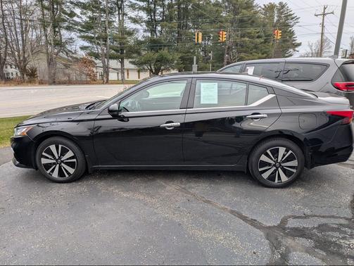 2020 Nissan Altima 2.5 SV